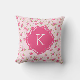 Cojín Decorativo Monograma de impresión floral vintage de Moda rosa