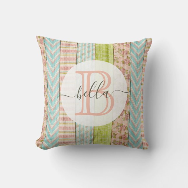 Cojín Decorativo Monograma de nombre Roses deshilachadas en madera  (Anverso)