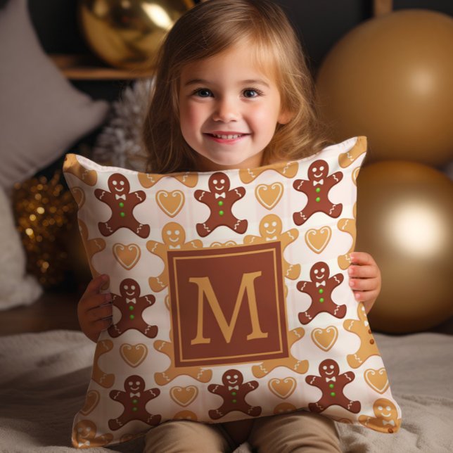 Cojín Decorativo Monograma del hombre de jengibre (Monogrammed Gingerbread man decorator Christmas/holiday pillow)