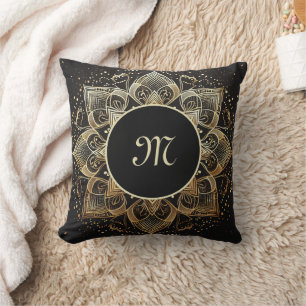 Cojín Decorativo Monograma elegante dorado Mandala en negro