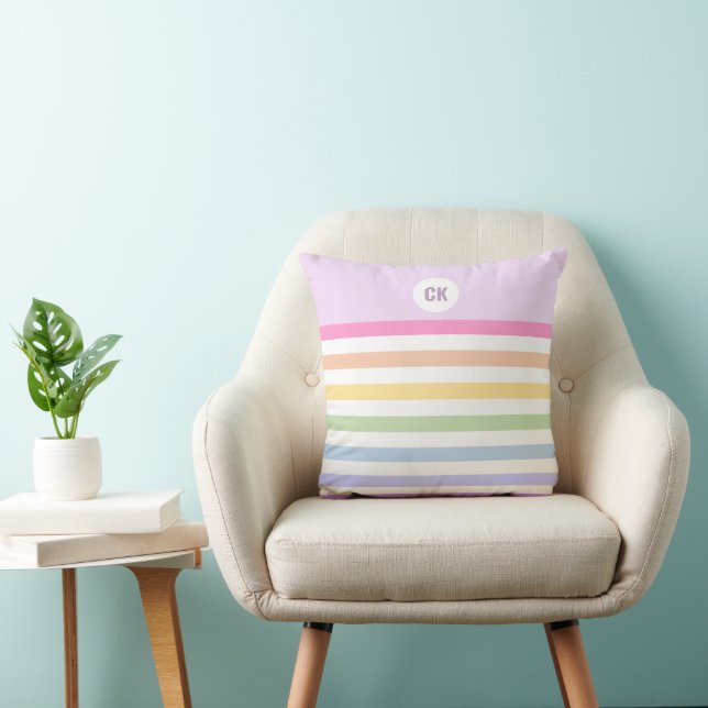 Cojín Decorativo Monograma en franjas arcoiris de Pastel de Círculo (Silla)