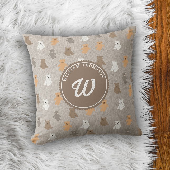 Cojín Decorativo Monograma inicial de patrón de oso corto (Cute Bear Pattern Initial Monogram Throw Pillow)