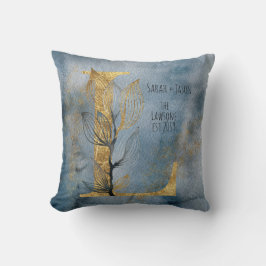 Cojín decorativo Monograma L de color azul gris az