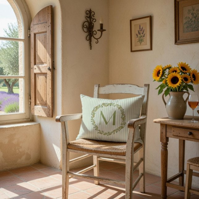 Cojín Decorativo Monograma personalizado Sage Green Stripes & Olive (Subido por el creador)