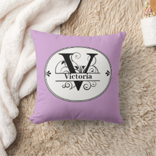 Cojín Decorativo Monograma V y nombre Violet