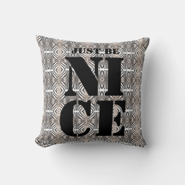 Cojín Decorativo Monogramado en blanco y negro (Anverso)