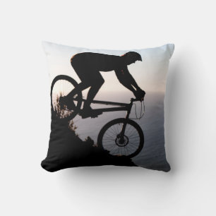 Cojín Decorativo Montaña Bike Rider. Cabeza de leones, Ciudad del 