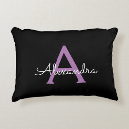Cojín Decorativo Morado Black Script Girly Monograma Nombre