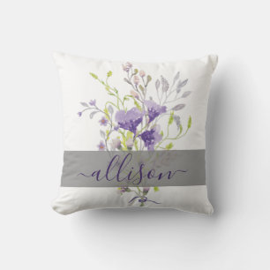 Cojín Decorativo Morado de color de agua pulverizado floral persona