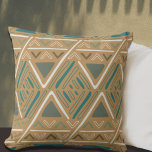 Cojín Decorativo Mostaza del patrón de la moda del boho barro<br><div class="desc">Decoración moderna de la casa con motivos étnicos. Impresión interior bohemia de moda. Diseño de flecha de zag Zig.</div>