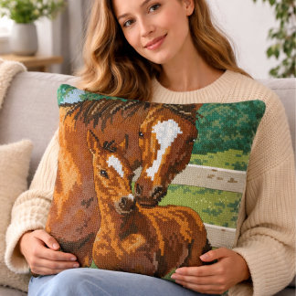 Cojín Decorativo Mother Baby Horse Cross Stitch Style