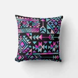 Cojín Decorativo Motivos tribales acuarelas, tapicería étnica.