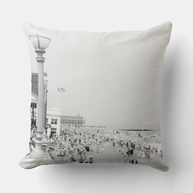 Cojín Decorativo Muchedumbres 2 (Anverso)