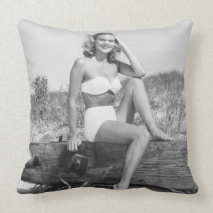 Cojín Decorativo Mujer en bikini