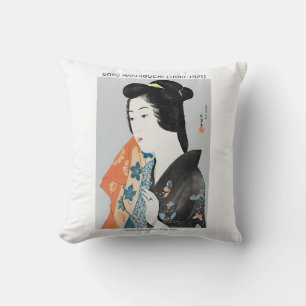 Cojín Decorativo Mujer japonesa sosteniendo su toalla - Goyō Hashig