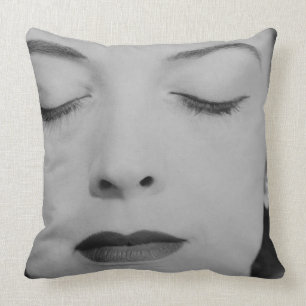 Cojín Decorativo Mujer madura 2