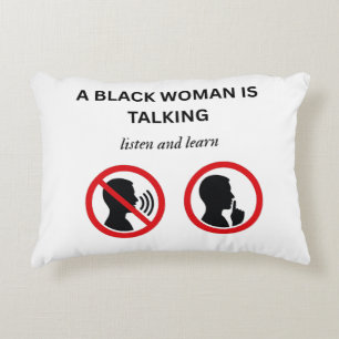 Cojín Decorativo Mujer Negra Hablando Escucha y Aprende