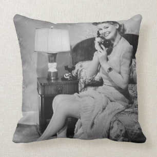 Cojín Decorativo Mujer que habla en el teléfono