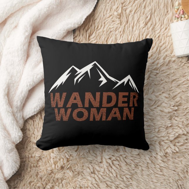 Cojín Decorativo mujer vagabunda acampando (Manta)