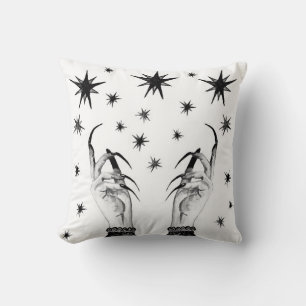 Cojín Decorativo Mujeres con antecedentes con estrellas, manos bruj