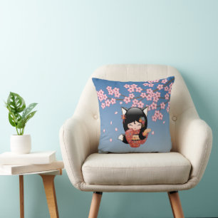 Cojín Decorativo Muñeca Kokeshi Kitsune - Chica Geisha Zorro Negro