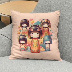 Cojín Decorativo Muñecas Kokeshi Adorables Acuarela Rubor