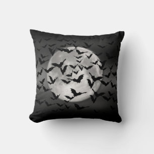 Cojín Decorativo Murciélagos y una Noche de Brujas con Luna Llena
