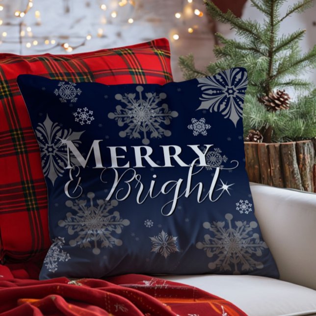 Cojín Decorativo Navidades Blue Merry and Bright Snflakes (Blue Merry and Bright Snowflakes Christmas Throw Pillow)