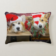 Navidades Corgi Pillow