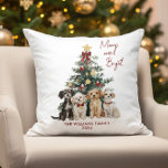 Cojín Decorativo Navidades de cerezos y perros brillantes personali<br><div class="desc">La almohada de Navidades de perros de acuarela,  dulce y caprichosa,  es una manera festiva de celebrar saludos de vacaciones a amigos y familia. Personalice con su personalizado saludos y nombres.</div>