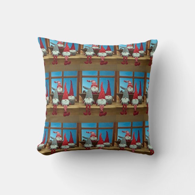 COJÍN DECORATIVO NAVIDADES FINLANDESES SANTA GNOMES PILLOW (Anverso)
