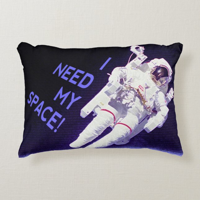 Cojín Decorativo Necesito mi espacio (Anverso)