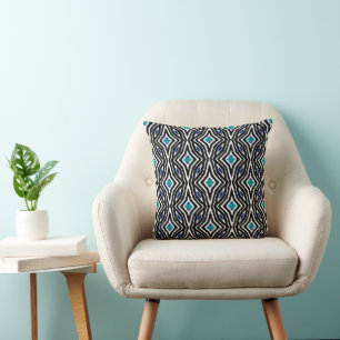 Cojín Decorativo Negro con líneas verdes y triángulo