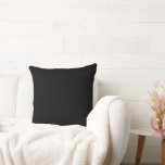 Cojín Decorativo Negro Sólido Elegante<br><div class="desc">Negro</div>