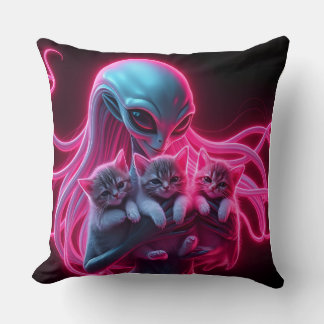 Cojín Decorativo Neon Female Alien Cradling Kittens