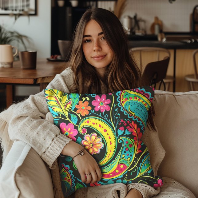 Cojín Decorativo Neon Paisley Black Pink Blue Yellow (Neon pink, yellow, and teal paisley decorator pillow.)