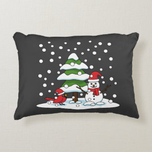Cojín Decorativo Nieve cayendo sobre cardenal, muñeco de nieve y pi