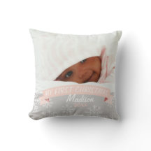 Niña bebé primera Navidad |