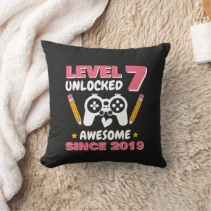 Cojín Decorativo Nivel de Cumpleaños de Gamer Desbloqueado 7 Desde