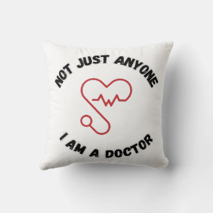Cojín Decorativo No soy cualquier persona – Almohadón de médico