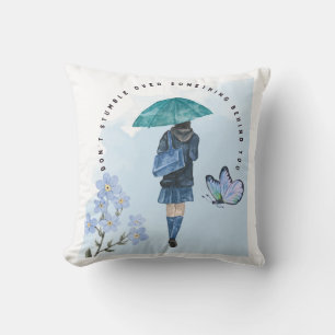 Cojín Decorativo No te tropiezes por algo detrás de ti