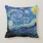 Cojín Decorativo Noche estrellada, Vincent van Gogh<br><div class="desc">Vincent Willem van Gogh (30 de marzo de 1853 a 29 de julio de 1890) fue un pintor holandés post-impresionista que figura entre las figuras más famosas e influyentes de la historia del arte occidental. En poco más de una década, creó cerca de 2.100 obras de arte, incluyendo cerca de...</div>