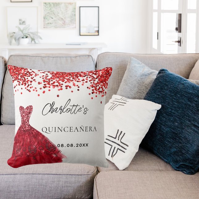 Cojín Decorativo Nombre blanco del vestido rojo Quinceanera (Subido por el creador)