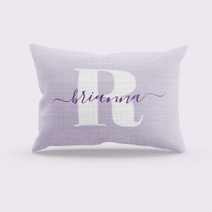 Cojín Decorativo Nombre de guión morado pálido en negrita Monograma