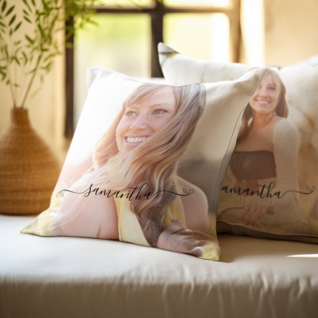 Cojín Decorativo Nombre de la firma de la curva (Cute Bow Signature Name Throw Pillow)