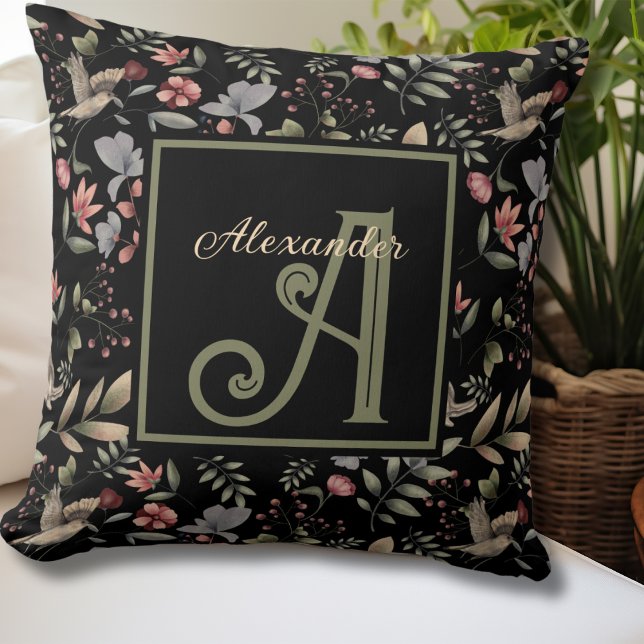 Cojín Decorativo Nombre de monograma de acuarela botánica y negro i (Monogram Initial and Name, Rustic Botanical Watercolor Pattern Throw Pillow)