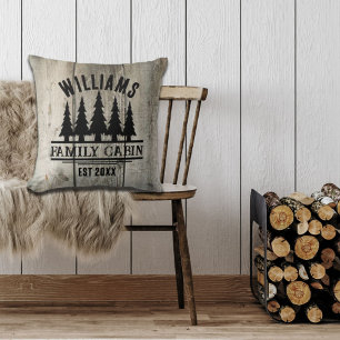 Cojín Decorativo Nombre Personalizado de Cabiña Familiar Bosque Rús