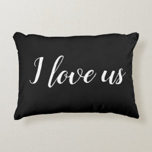 Cojín Decorativo "Nos amo" en Black & White Accent Pillow