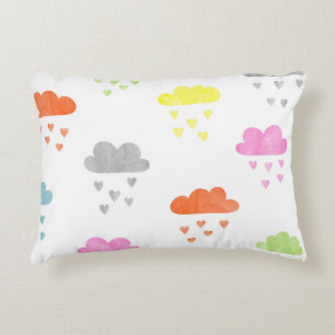Cojín Decorativo Nubes de ensueño: Lluvia en el corazón acuarela