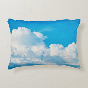 Cojín Decorativo Nubes de fondo del cielo azul blancas